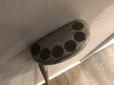 Putter para zurdos Otey Crisman 270 Selma Ala Nogal Agarre de cuero de 35" Foto 1 de 4