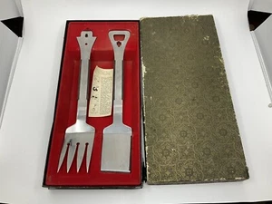 Vintage VERNCO BBQ GRILL SET; Chef-Tong/Fork/Spatula/Can & Bottle Opener, NIB - Picture 1 of 5