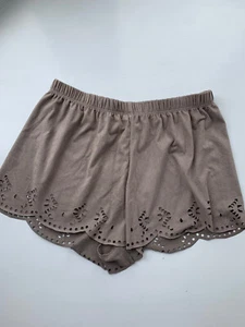 LA hearts swede shorts - Picture 1 of 2