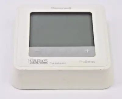 Honeywell Home Pro Series ~ TH6210U2001 Programmable Thermostat No Mount - Image 1 of 3
