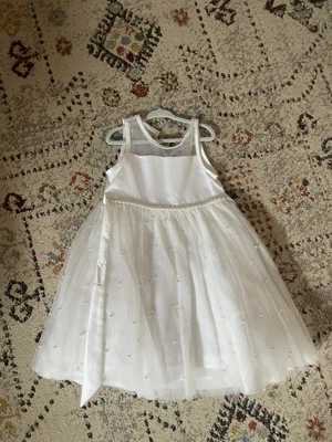 American Princess White Flower Girl Dress Pearls Belt Size 6 - Image 1 of 2