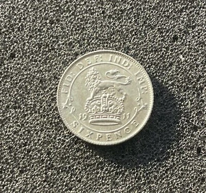 Britain Six Pence 1911 Silver Coin KM#815..TM801 - Picture 1 of 3