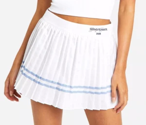 Boohoo Women's Design Studio Pleated Stripe Tennis Skirt Retro White Size 8 NWT - Picture 1 of 6