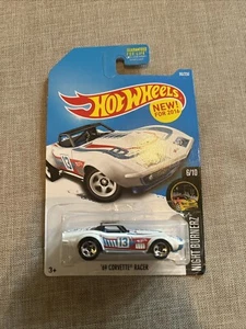 Hot Wheels '69 Corvette Racer Night Burnerz Super Speeders 6/10 Long Card 2016 - Picture 1 of 1