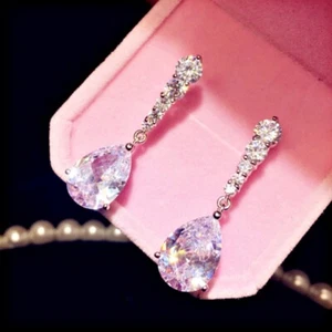Pendientes de gota de pera brillante rellenos de oro blanco de 18 K imitación de cristal blanco - Imagen 1 de 7