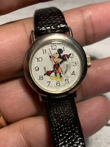 VINTAGE MICKEY MOUSE Watch Disney Hong Kong~ Bradley Wind Parts Or Repair - Picture 1 of 3