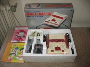 BOXED FAMILY COMPUTER NES FAMICOM NINTENDO CONSOLE JAP IMPORT - Imagen 1 de 21