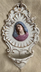 Antica acquasantiera -Arte sacra -Font- Benitier in porcellana/ Madonna 21 cm - Picture 1 of 6