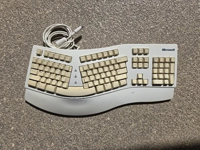 Microsoft Natural Ergonomic Keyboard 90's Microsoft Model No. 59758  - Image 1 of 4