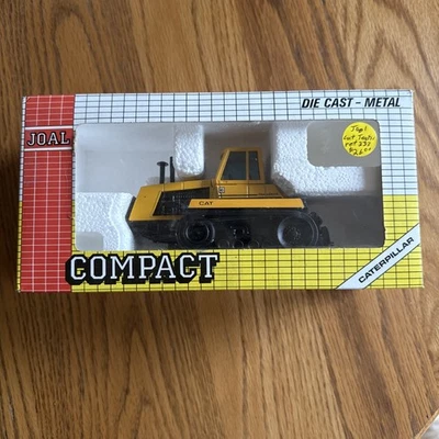 JOAL 233 1:50 SCALE CAT CHALLENGER 65 TRACTOR BOXED - Image 1 of 4