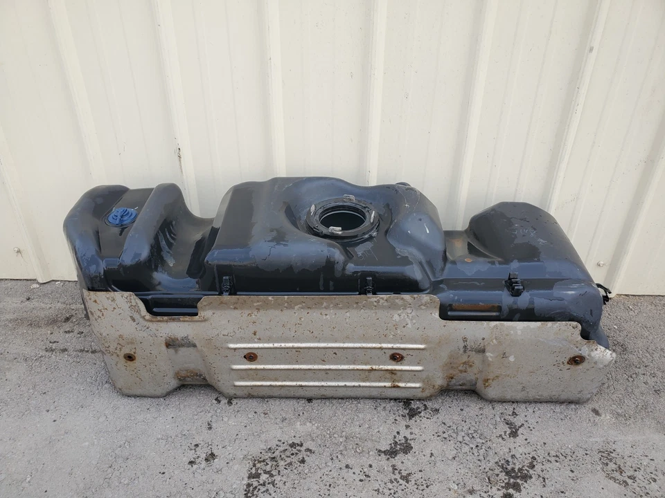 1999-2003 Chevy Silverado/GMC Sierra 1500 Short Bed Fuel Tank 15772873 26Gal OEM Foto 1 de 4