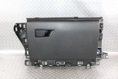 17-20 Levante Black Dashboard Dash Glovebox Glove Box Storage Bin OEM Factory OE Foto 1 de 4