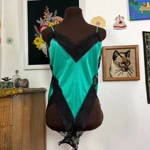 Vintage Green and Black Lace Teddy, 1970s Nylon Lingerie Bodysuit by Bari, Sz M - Picture 1 of 8