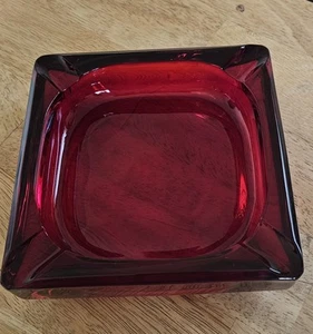 Ruby Red Viking Glass Squate Ashtray 6x6 Heavy - Picture 1 of 2