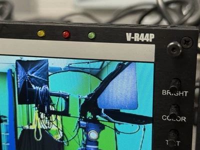 Marshall Electronics V-R44P Quad 4-Inch Rack Mount Monitors, Tested, WORKING - Image 1 of 4