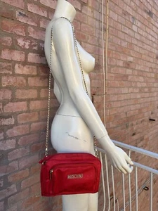 Moschino Crossbody Shoulder Bag Vintage Red Nylon Gold Chain Gold Letters RARE❤️ - Picture 1 of 23