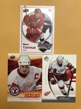 Steve Yzerman Detroit Red Wings 3 Card Lot Hockey Heroes