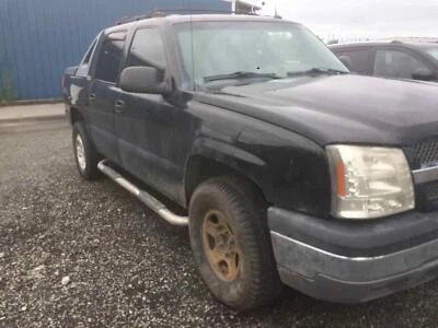 Tail Light Lamp Lens CHEVY AVALANCHE 1500 Right 02 03 04 05 06 - Изображение 1 из 4