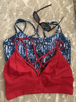 Juego de 2 Sujetadores Deportivos Yoga Talla Pequeña Tirantes Uno Azul Uno Rojo Grueso Gaiam Foto 1 de 4