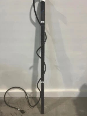 SERVER TEC STV-3101C 30 outlets PDU - Image 1 of 4