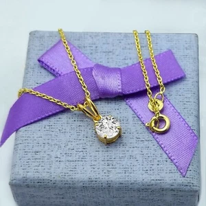 Colgante de diamantes de corte redondo de 2 quilates creado en laboratorio enchapado en oro amarillo de 14 quilates cadena gratis - Imagen 1 de 8