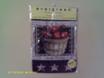 Welcome Apples, Decorative Garden Flag - Image 1 of 2