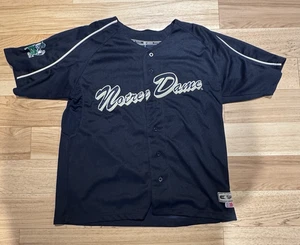 Vintage Notre Dame Fighting Irish Jersey Colosseo Baseball Uomo Taglia 2XL RARA - Foto 1 di 11