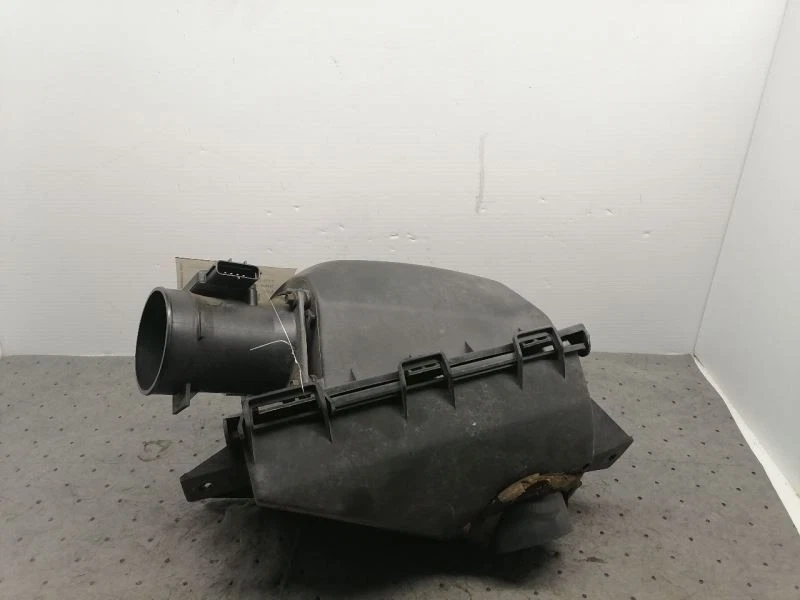 Purificador de aire 4,6 L para 00 Lincoln & Town Car 1084422 Foto 1 de 4