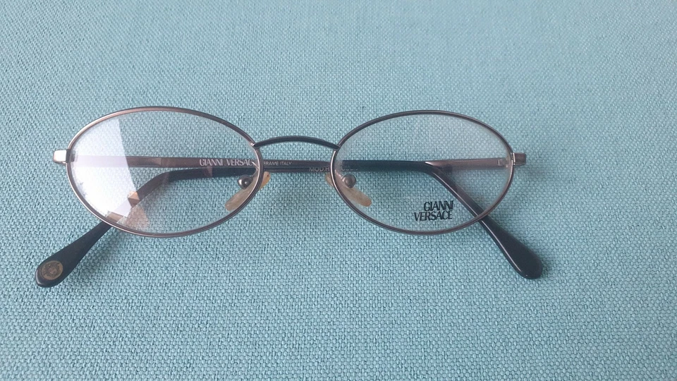 Gianni Versace mod. H10 col 948 vintage - Immagine 1 di 1