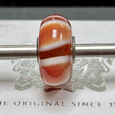 Authentic genuine trollbeads glass bead red white stripes - Image 1 of 2