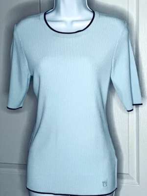 Top Ted Baker azul cielo/negro tejido acanalado elástico talla 4 (US 12) Ret $189 Foto 1 de 4