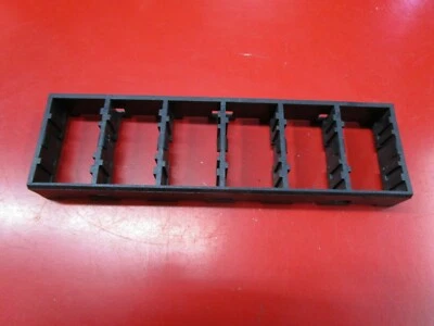 94 Mercedes Benz C220 W202 Panel de tablero Interruptor Banco Retenedor de plástico #2028210071 Foto 1 de 4