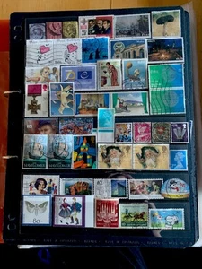 world stamps collections - Picture 1 of 1