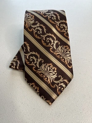 Corbata de diseñador hecha a mano con patrón floral/rayas marrón dorado firma Stacy Adams Foto 1 de 4