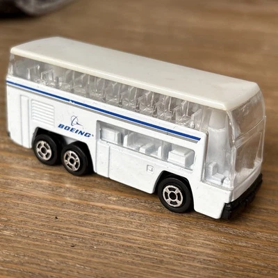 Realtoy Boeing Airport Bus White 8cm Diecast VGC - Image 1 of 4