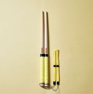 Taiko no Tatsujin Oficial My Bachi Stick Amarillo Madera Yamabuki Baquetas ¡NUEVO! - Imagen 1 de 5