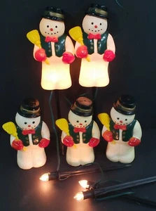 5 Vintage Soffiaggio Stampo Gelo Pupazzo di Neve Illuminato Prato Pali Luci Giardino Natale *LEGGI - Foto 1 di 22