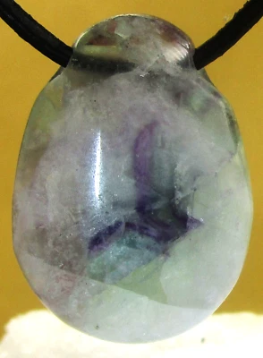 REGENBOGEN-FLUORIT A-QUALITÄT Edelstein  Anhänger  TROMMELSTEIN  gebohrt  Nr.88 - Bild 1 von 2