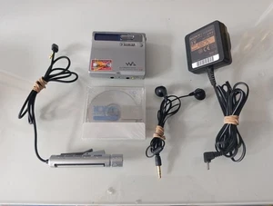 Rare Sony MZ-N1 MDLP Type-R NetMD MiniDisc Walkman w. Accessories - TESTED - Picture 1 of 23