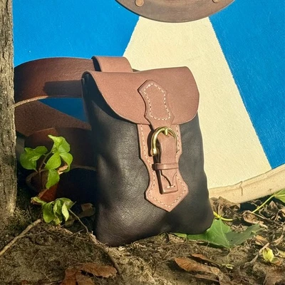 Bolso Cinturón LARP Hecho a Mano Cuero Marrón Oscuro - Hebilla de Latón Renacimiento Medieval Foto 1 de 4