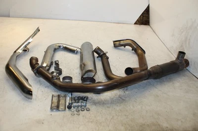 Tubos silenciadores de tubo de escape Harley-Davidson Road Glide FLTRX 2024 64900952 Foto 1 de 4