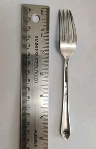 WM Rogers And Son Silver Plate Flatware IS Exquisite 01 Salad Fork - Picture 1 of 8