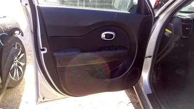 SOUL      2016 Front Door Trim Panel 104507803 - Image 1 of 4
