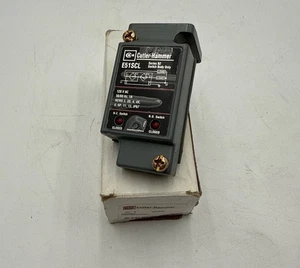 Cutler Hammer E51SCL Switch Body 120VAC 3 Wire Series B2 Eaton - Picture 1 of 6