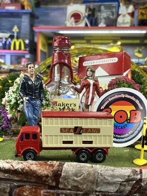 Lesney Matchbox 1976 Mercedes Benz Sealand Container Truck Red USED NM Condition - Image 1 of 4