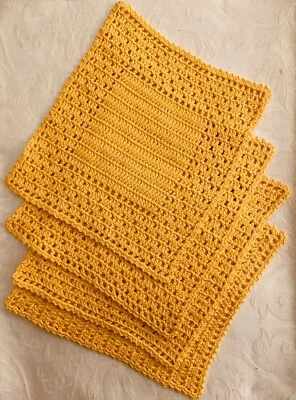 NUEVO Juego de 4 paños de cocina hechos a mano de algodón de ganchillo 7,5" x 8" amarillo calabaza Foto 1 de 4
