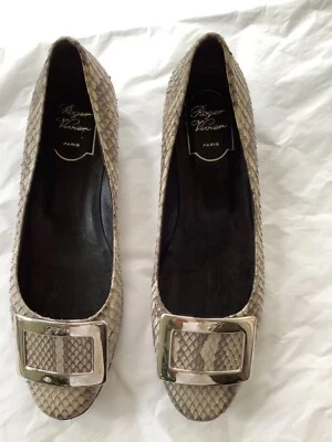 EXCELLENT CONDITION Roger Vivier Snakeskin Square Toe Heel Shoe - 38 - Image 1 of 4