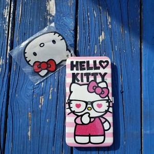 Hello Kitty Loungefly Wallet - Picture 1 of 9