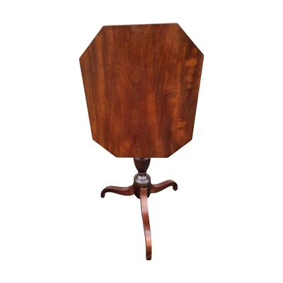 Mesa inclinable de caoba federal americana del siglo XIX - base de pedestal octogonal Foto 1 de 4