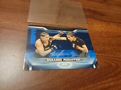Roxanne Modafferi Auto On Card TOPPS UFC #17  Legend Happy NINJA Limited 12/75 - Image 1 of 4